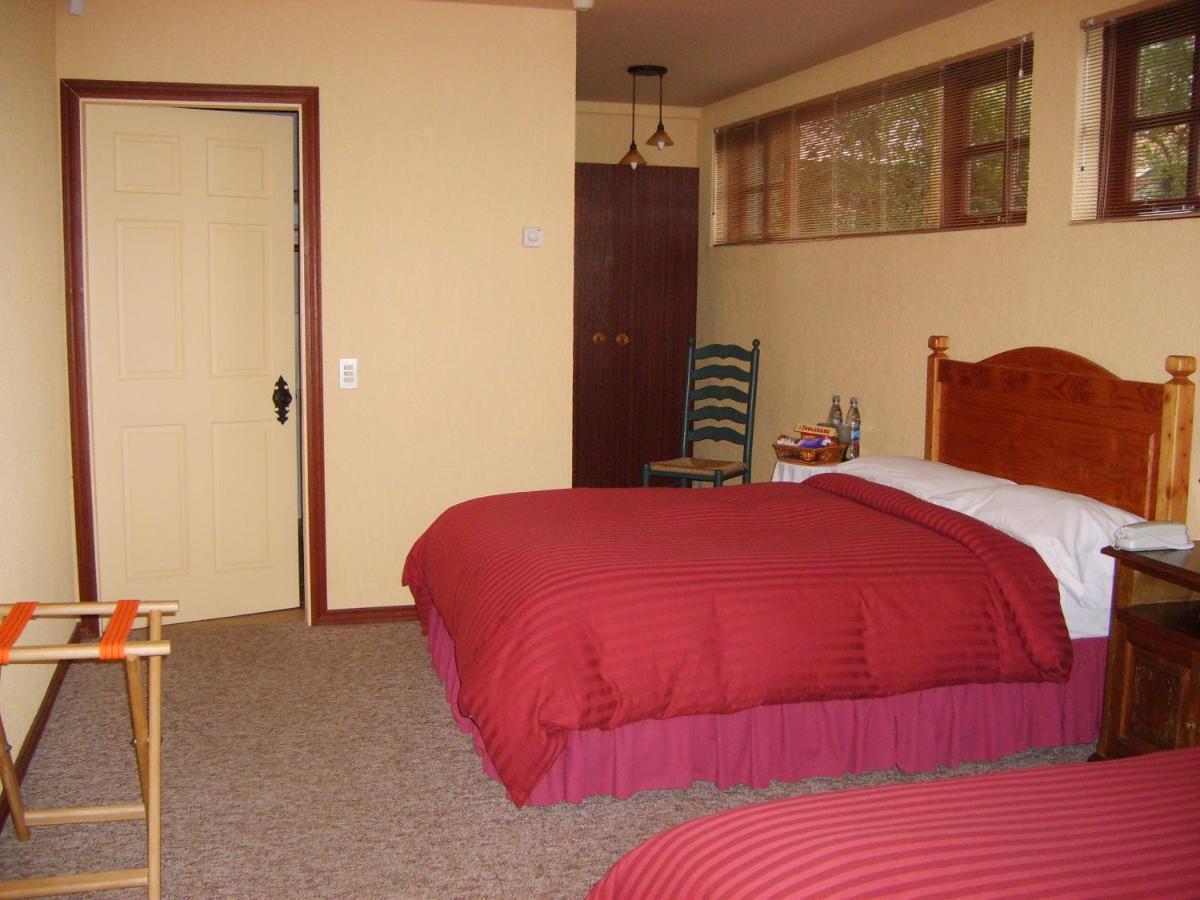 Yan Kee Way Lodge Bungalow Puerto Varas Extérieur photo